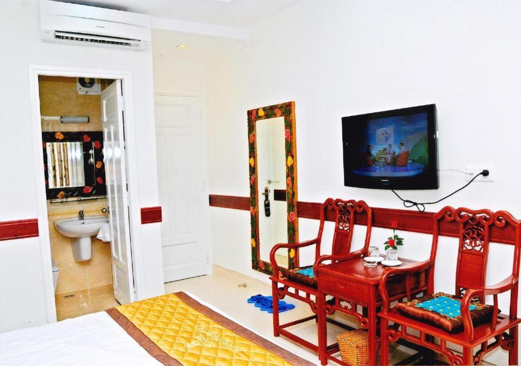 Hoang Thanh Thuy Airport Hotel 1 - Gan Am Thuc Dem Cho Hoang Hoa Tham Ho Chi Minh-stad Buitenkant foto
