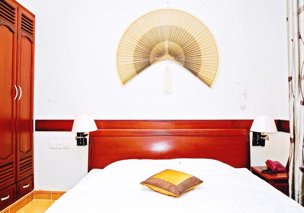 Hoang Thanh Thuy Airport Hotel 1 - Gan Am Thuc Dem Cho Hoang Hoa Tham Ho Chi Minh-stad Kamer foto