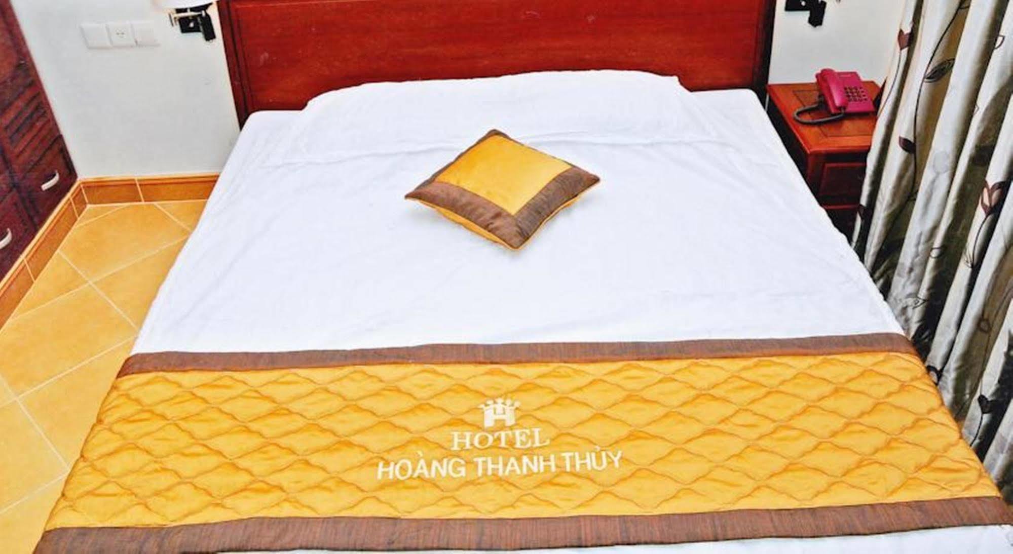 Hoang Thanh Thuy Airport Hotel 1 - Gan Am Thuc Dem Cho Hoang Hoa Tham Ho Chi Minh-stad Buitenkant foto