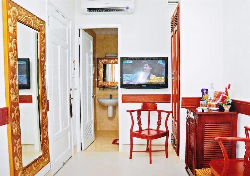 Hoang Thanh Thuy Airport Hotel 1 - Gan Am Thuc Dem Cho Hoang Hoa Tham Ho Chi Minh-stad Buitenkant foto